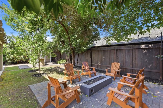 5905 65th St, Sacramento, CA 95824
