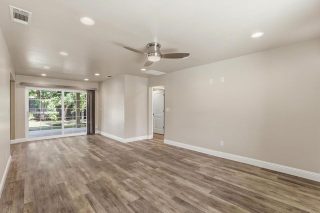 5905 65th St, Sacramento, CA 95824