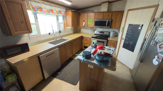 2449 E Fm 120, Denison, TX 75021