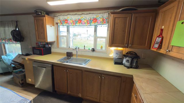 2449 E Fm 120, Denison, TX 75021