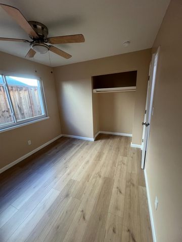 1048 Aspen Dr, Manteca, CA 95336