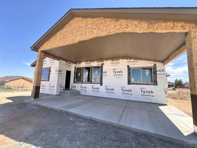 1127 W Mescalero Dr, Pueblo West, CO 81007