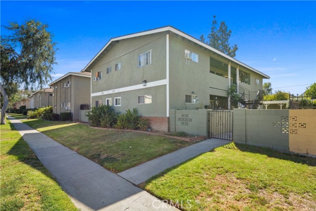 1301 Burwood, La Habra, CA 90631