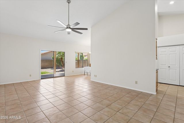 2743 E CATHEDRAL ROCK Drive, Phoenix, AZ 85048