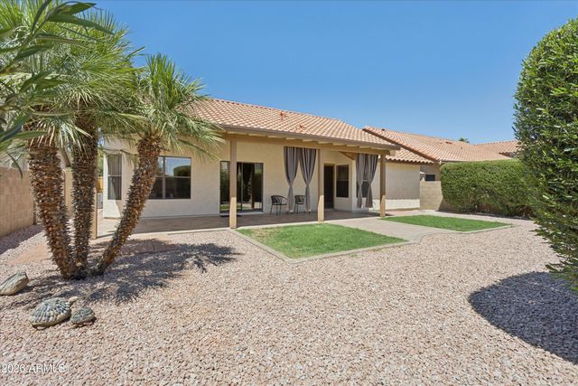 2743 E CATHEDRAL ROCK Drive, Phoenix, AZ 85048