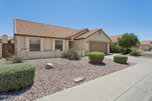 2743 E CATHEDRAL ROCK Drive, Phoenix, AZ 85048