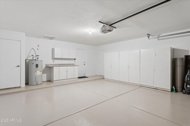 2743 E CATHEDRAL ROCK Drive, Phoenix, AZ 85048