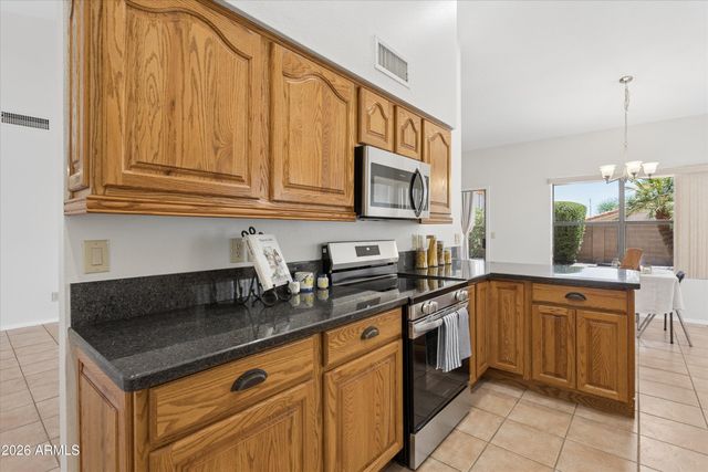 2743 E CATHEDRAL ROCK Drive, Phoenix, AZ 85048