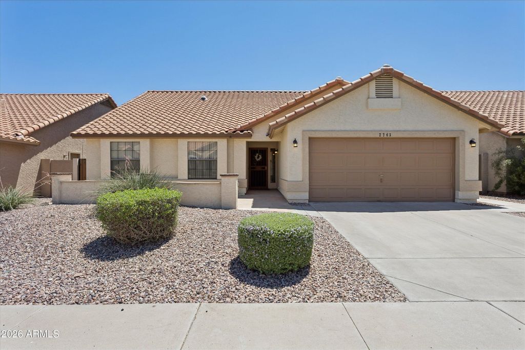 2743 E CATHEDRAL ROCK Drive, Phoenix, AZ 85048