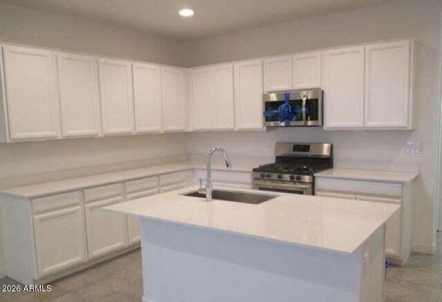 5962 N 90th Drive, Glendale, AZ 85305