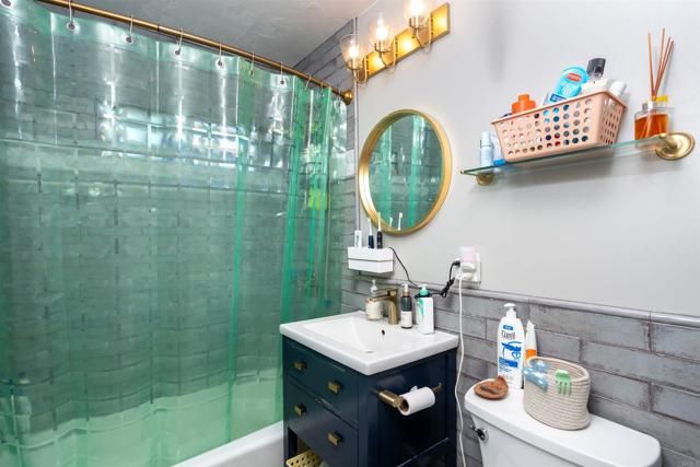 3653 37th Street, San Diego, CA 92105