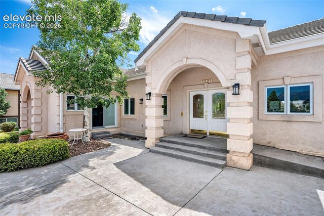 3925 Hill Circle, Colorado Springs, CO 80904