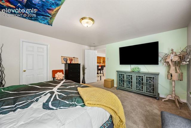 3925 Hill Circle, Colorado Springs, CO 80904
