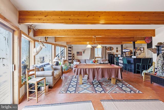 8939 HAWBOTTOM RD, Middletown, MD 21769