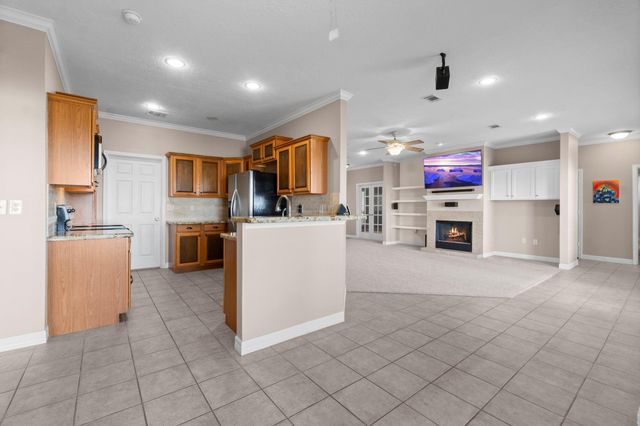 145 Bluewater Drive, Point Blank, TX 77364