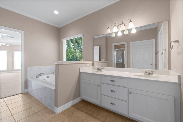 145 Bluewater Drive, Point Blank, TX 77364