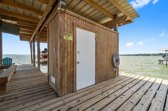 145 Bluewater Drive, Point Blank, TX 77364