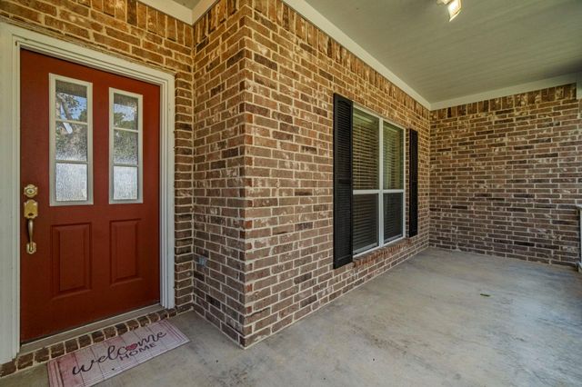145 Bluewater Drive, Point Blank, TX 77364