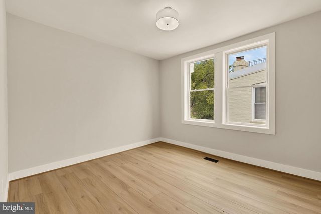 4112 5TH ST NW, Washington, DC 20011