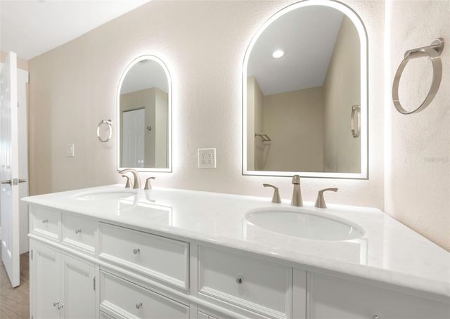 3000 BEACH BOULEVARD S 9, Gulfport, FL 33707