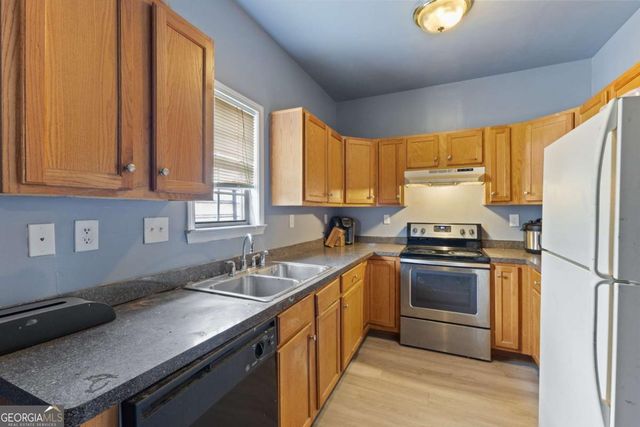 474 Sunset Avenue NW, Atlanta, GA 30318