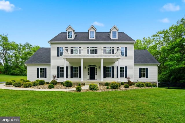 12860 LEETOWN RD, Kearneysville, WV 25430