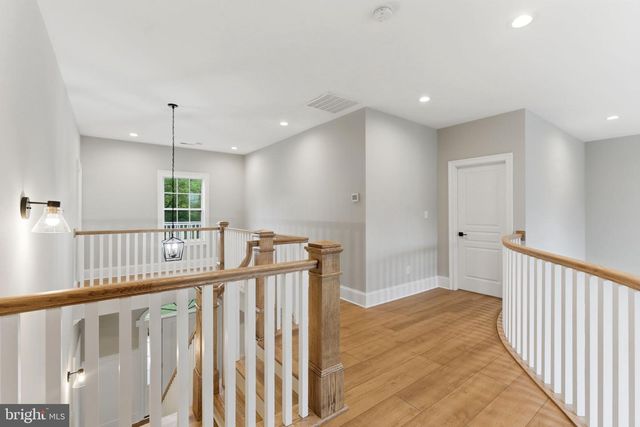 12860 LEETOWN RD, Kearneysville, WV 25430