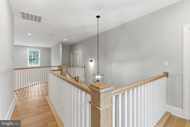 12860 LEETOWN RD, Kearneysville, WV 25430