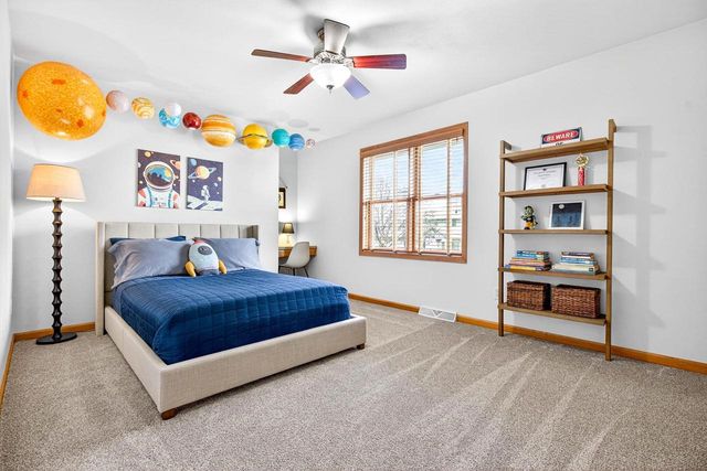 2616 E SUNDANCE DRIVE, Appleton, WI 54913