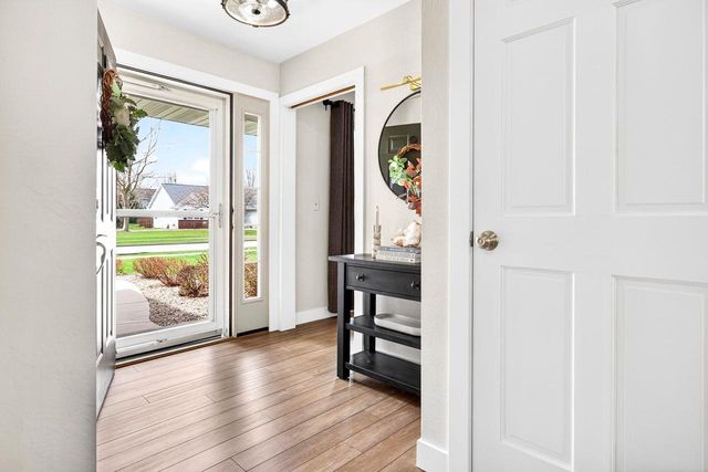 2616 E SUNDANCE DRIVE, Appleton, WI 54913