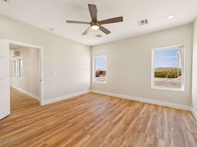 2140 Iroquois Avenue, Pahrump, NV 89048