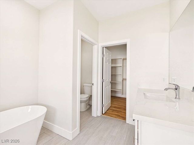 2140 Iroquois Avenue, Pahrump, NV 89048