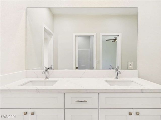 2140 Iroquois Avenue, Pahrump, NV 89048