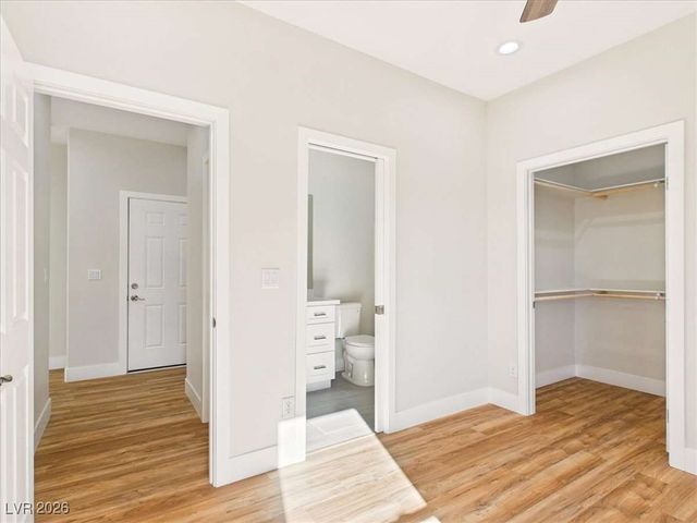 2140 Iroquois Avenue, Pahrump, NV 89048