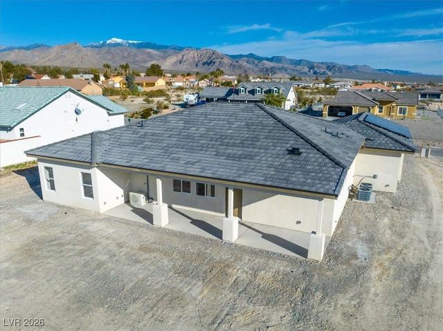 2140 Iroquois Avenue, Pahrump, NV 89048