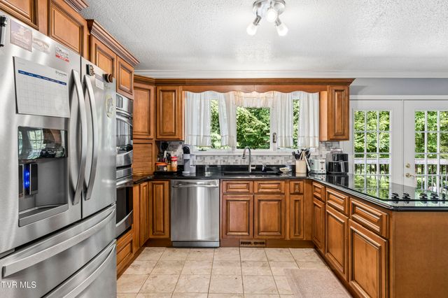 192 Aviation Drive, Elizabethton, TN 37643