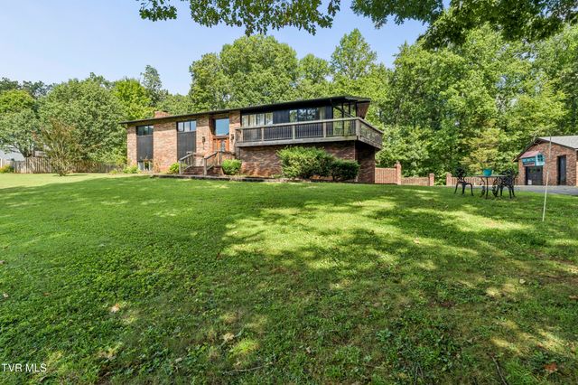 192 Aviation Drive, Elizabethton, TN 37643