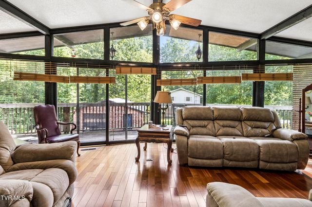 192 Aviation Drive, Elizabethton, TN 37643