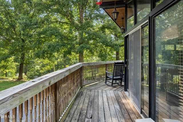 192 Aviation Drive, Elizabethton, TN 37643