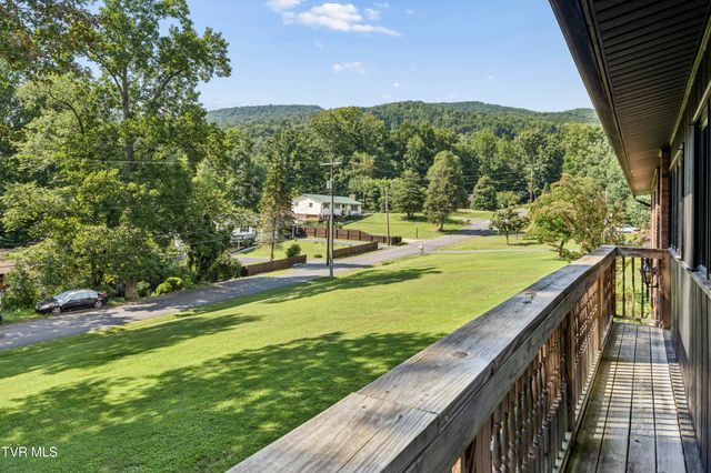 192 Aviation Drive, Elizabethton, TN 37643
