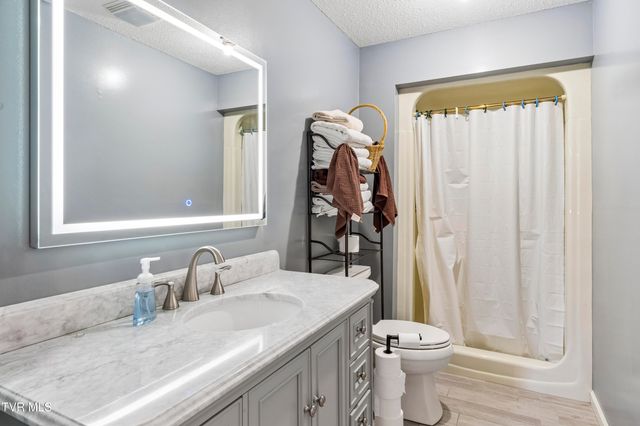 192 Aviation Drive, Elizabethton, TN 37643