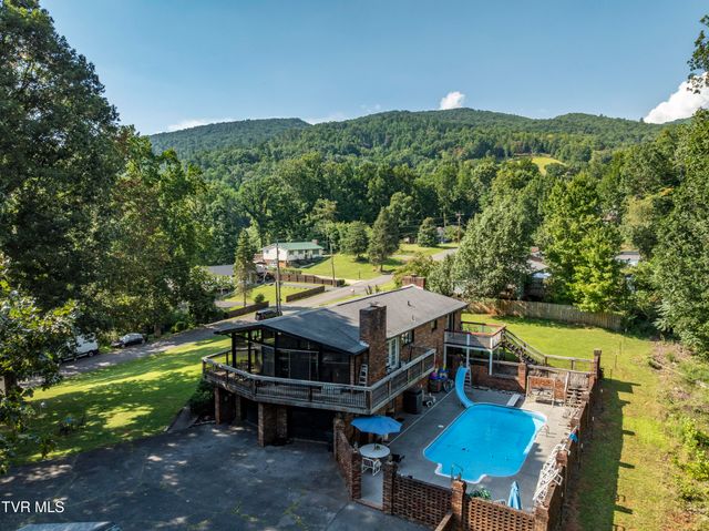 192 Aviation Drive, Elizabethton, TN 37643