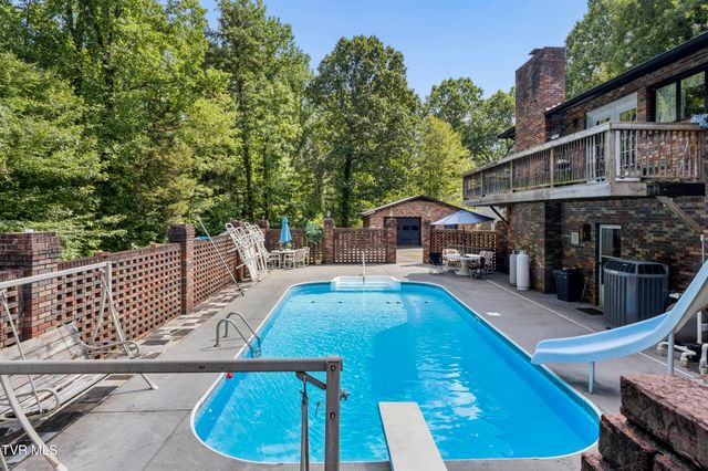 192 Aviation Drive, Elizabethton, TN 37643