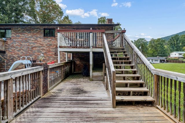 192 Aviation Drive, Elizabethton, TN 37643