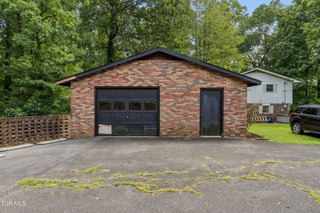 192 Aviation Drive, Elizabethton, TN 37643