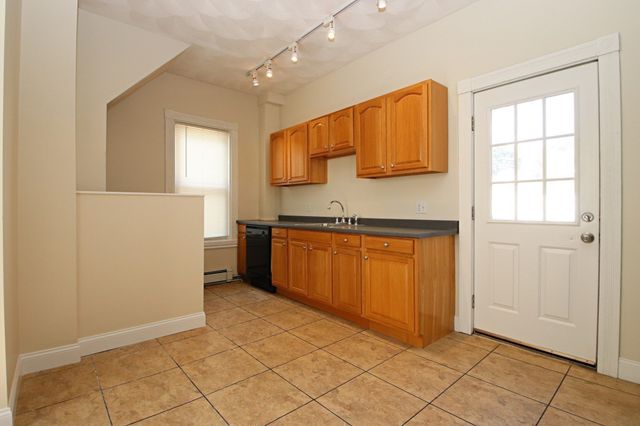 601 Lincoln Avenue, Saugus, MA 01906