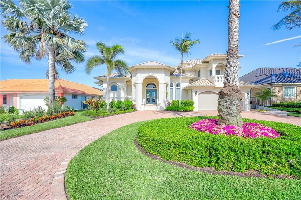 447 Egret AVE, NAPLES, FL 34108 — photo 4