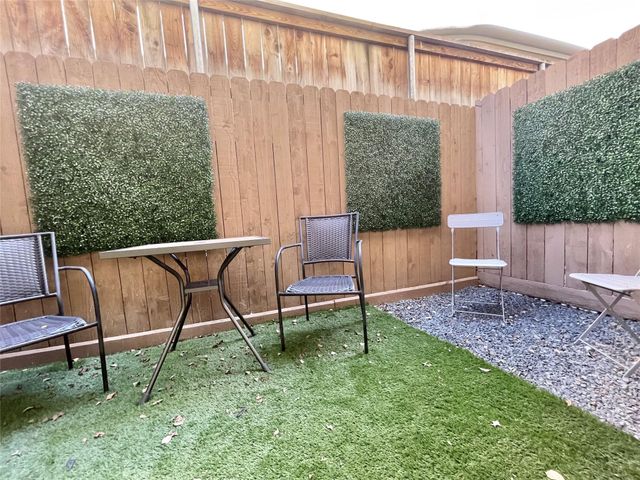 1801 Huldy St Street J4, Houston, TX 77019