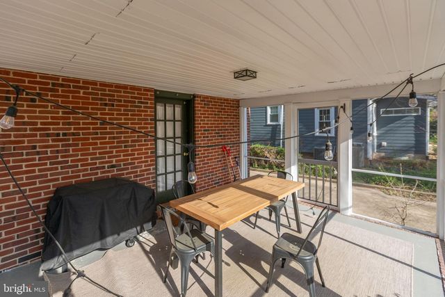 1110 COLLEGE AVE, Fredericksburg, VA 22401