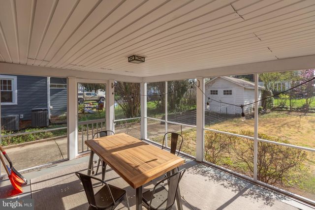1110 COLLEGE AVE, Fredericksburg, VA 22401
